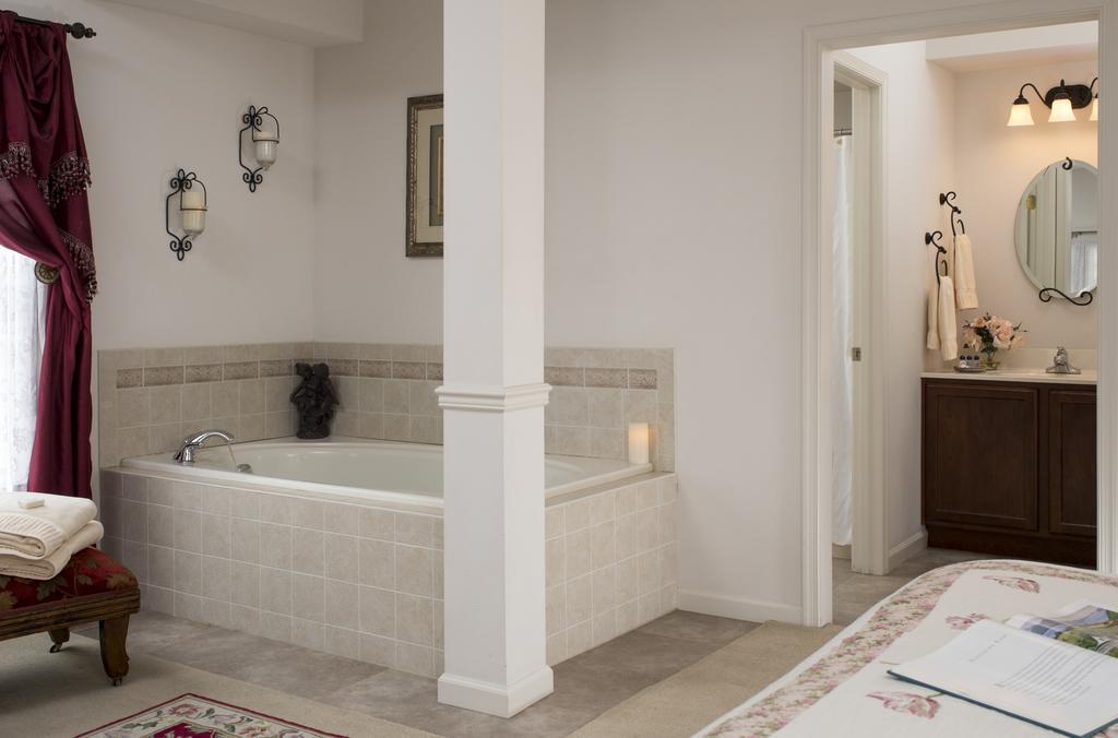 The At Westwynd Farm 4*
